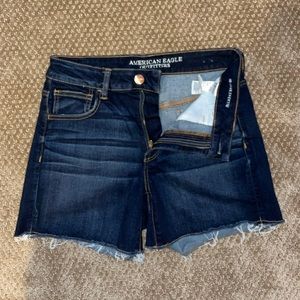 American Eagle High Rise Shortie